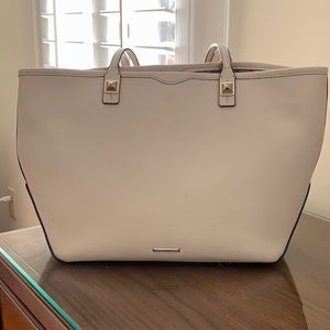 Rebecca Minkoff Bags - REBECCA MINKOFF|| TAN TOTE BAG Rebecca Minkoff Bags - REBECCA MINKOFF|| TAN TOTE BAG